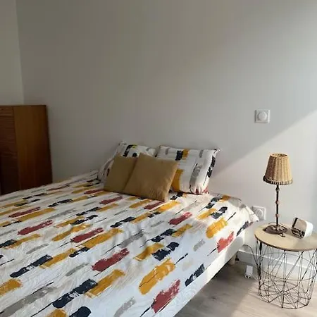 T3 Cosy Et Lumineux Avec Terrasse Apartment Noisy-le-Sec Exterior photo